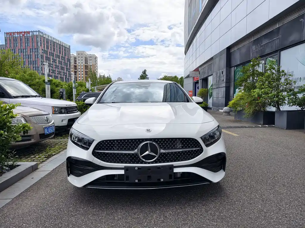 Mercedes-Benz A-Class — фото 2
