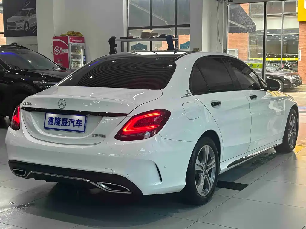 Mercedes-Benz C-Class — фото 14