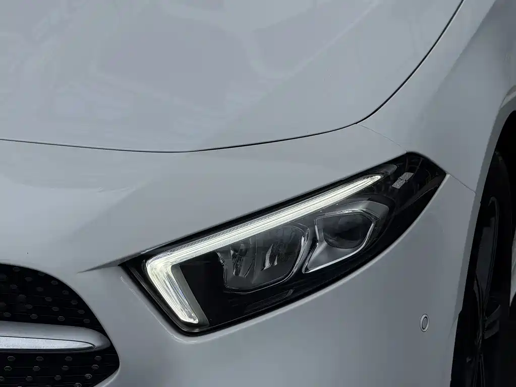 Mercedes-Benz A-Class — фото 11