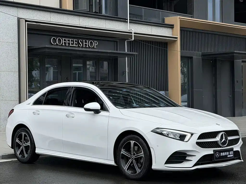 Mercedes-Benz A-Class — фото 3