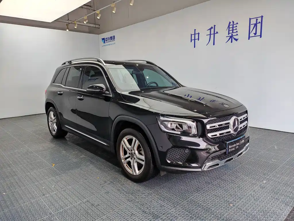 Mercedes-Benz GLB — фото 3