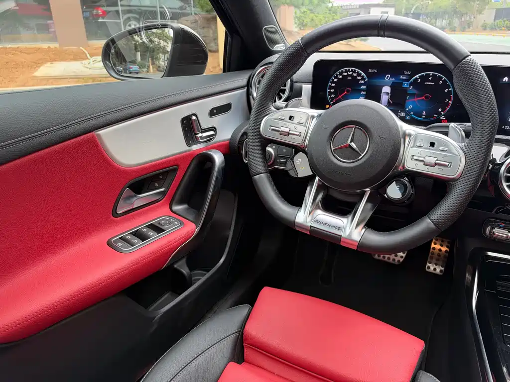Mercedes-Benz A-Class AMG — фото 6