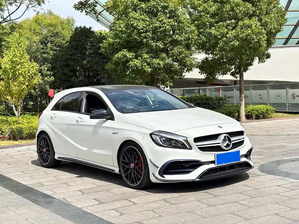 Mercedes-Benz A-Class AMG (Import) — фото 3