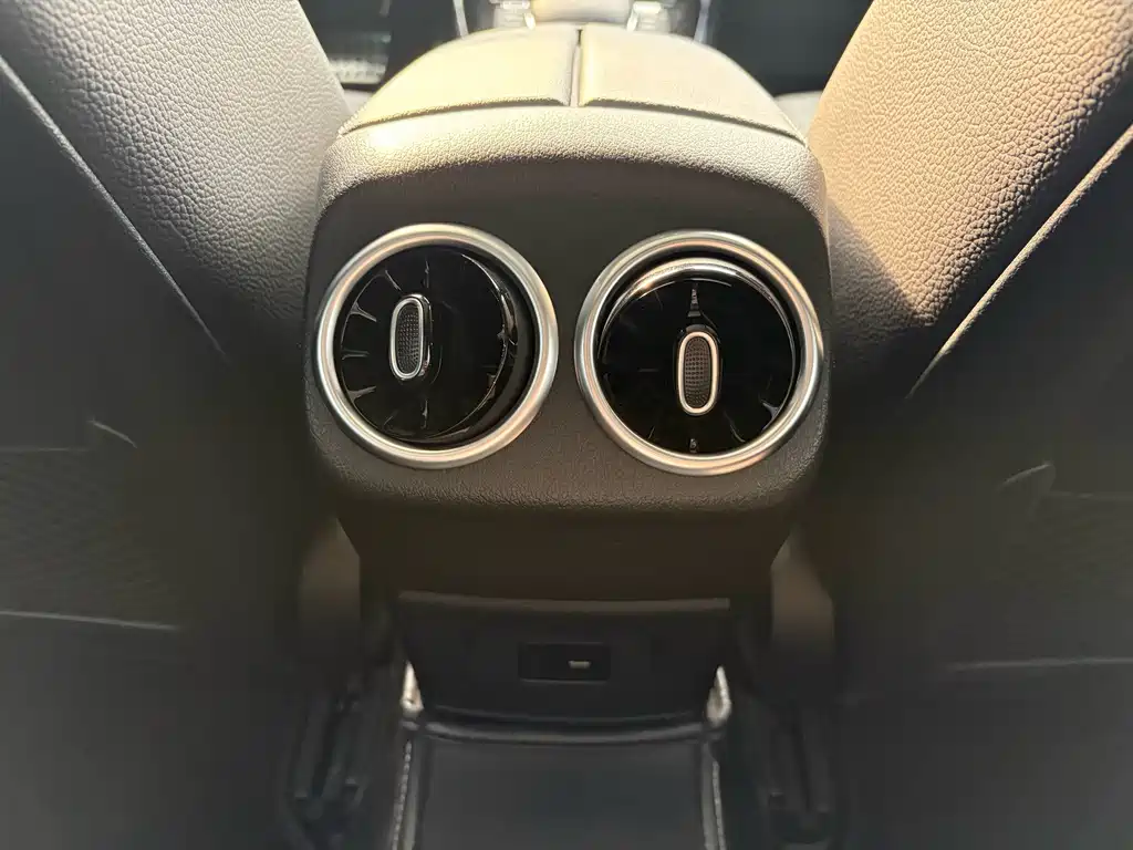 Mercedes-Benz A-Class AMG — фото 4