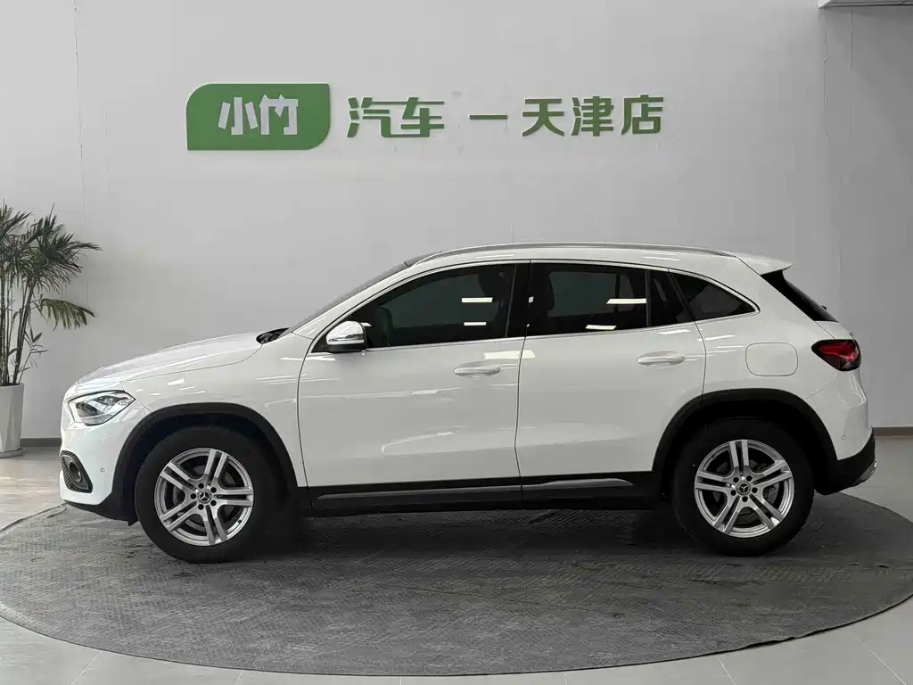Mercedes-Benz GLA — фото 3