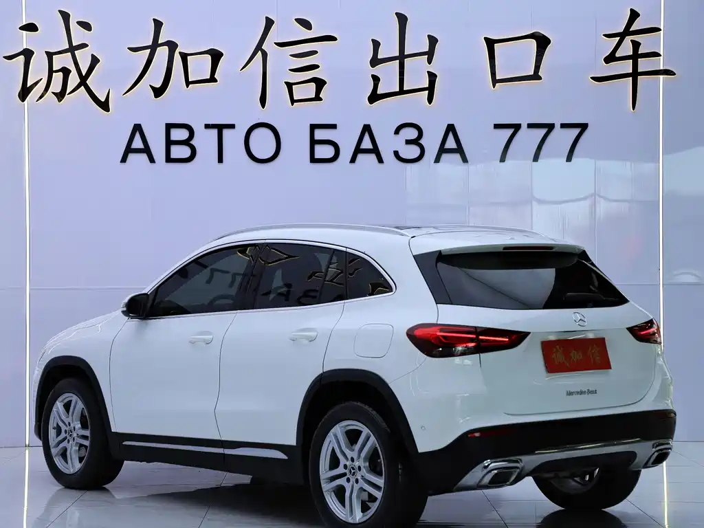 Mercedes-Benz GLA — фото 6