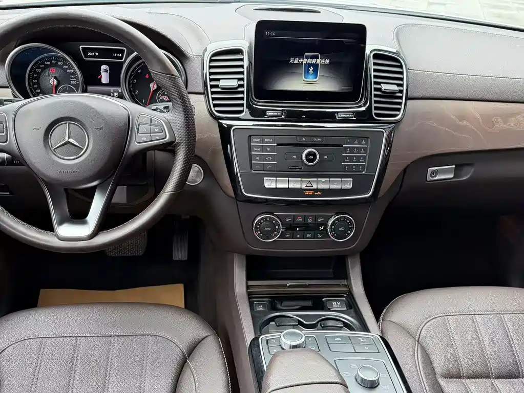 Mercedes-Benz GLE (Import) — фото 8