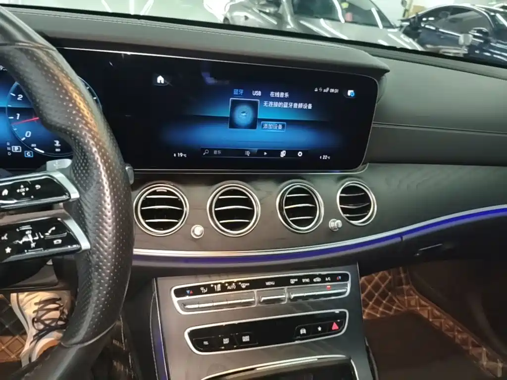 Mercedes-Benz E-Class (Import) — фото 13