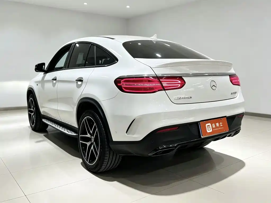 Mercedes-Benz GLE Coupe AMG — фото 9