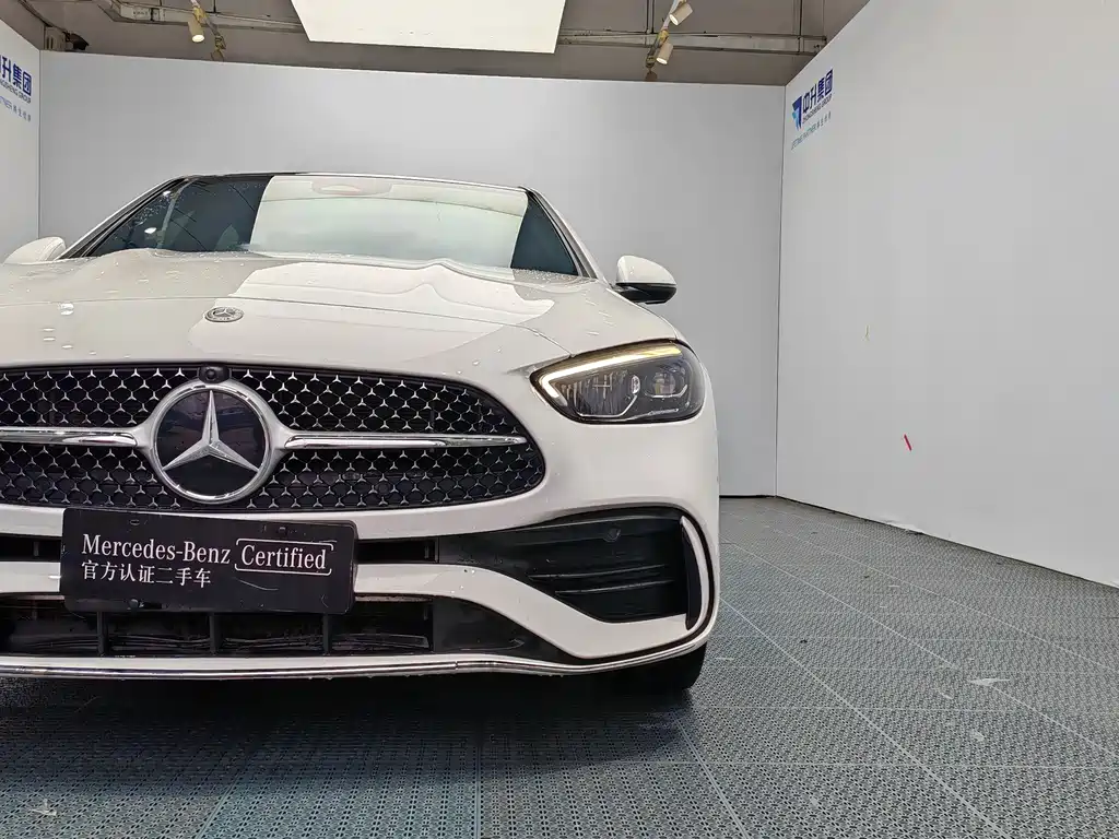 Mercedes-Benz C-Class — фото 18
