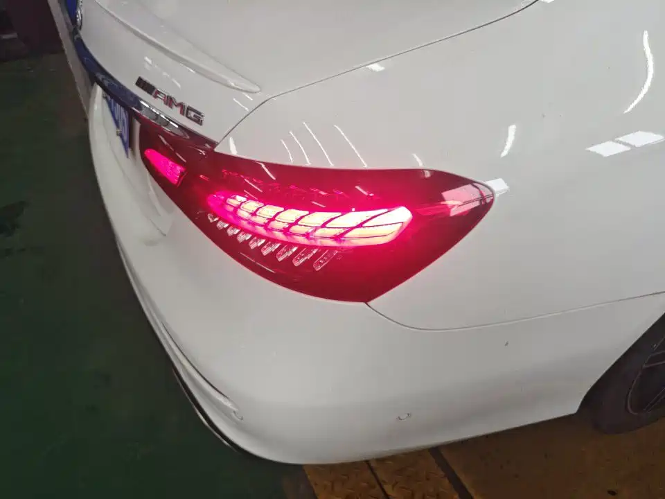 Mercedes-Benz E-Class (Import) — фото 12