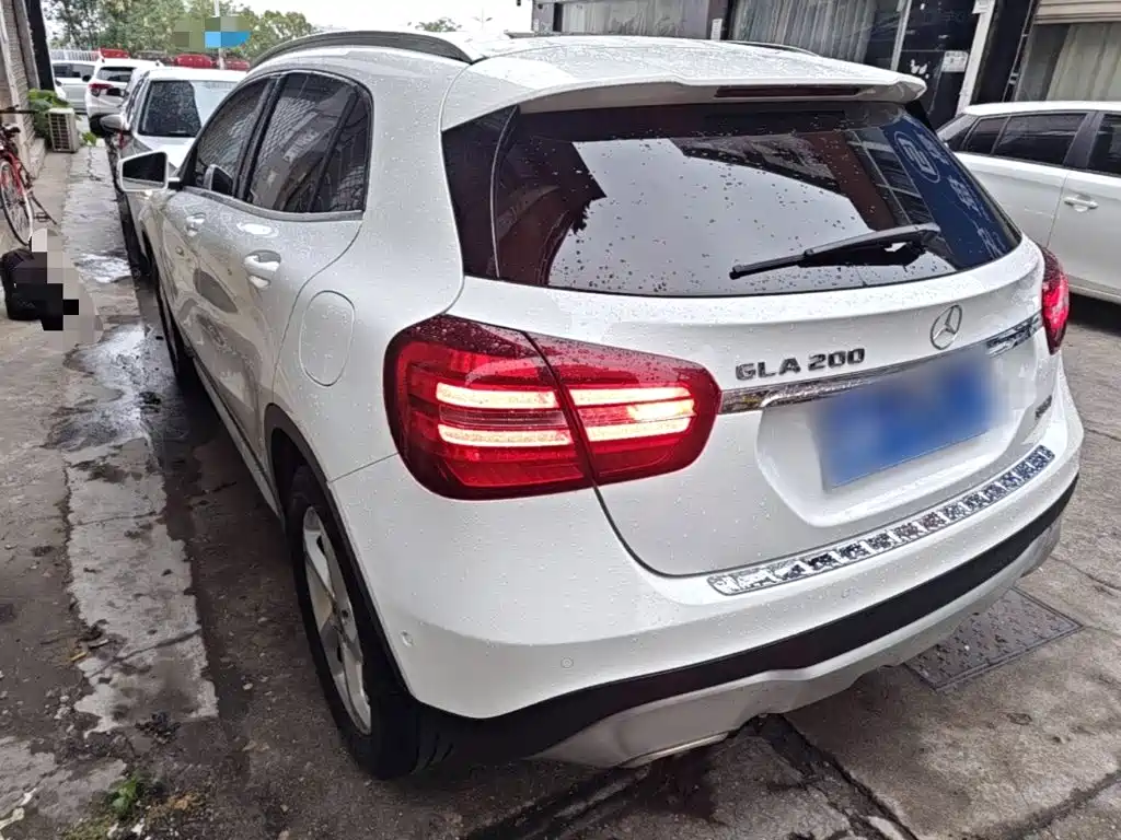 Mercedes-Benz GLA — фото 5