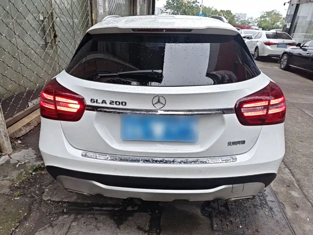 Mercedes-Benz GLA — фото 6