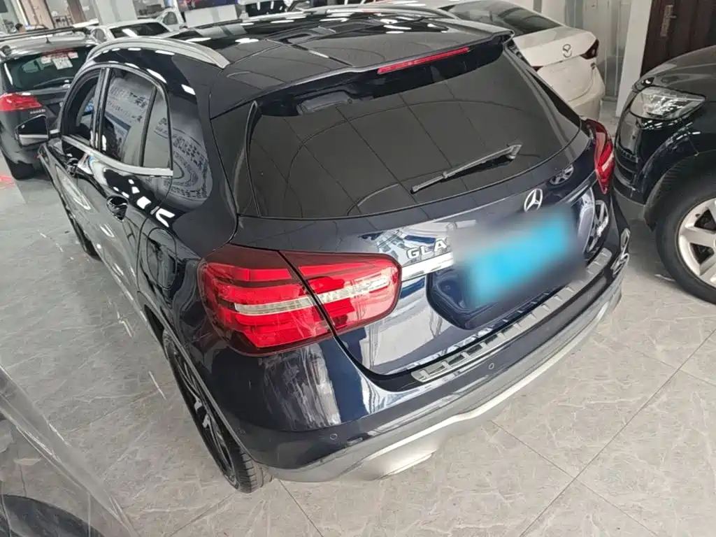 Mercedes-Benz GLA — фото 5