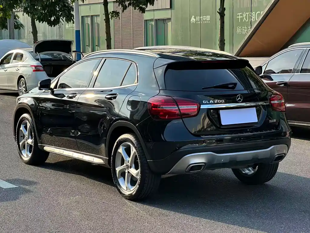 Mercedes-Benz GLA — фото 17