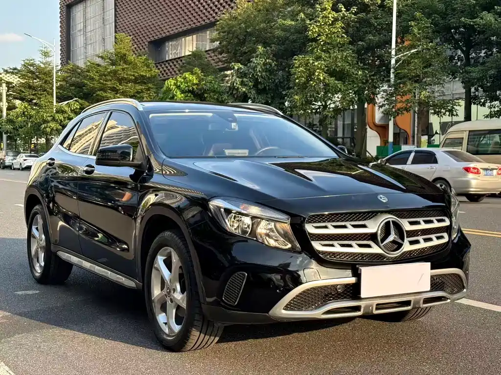 Mercedes-Benz GLA — фото 3