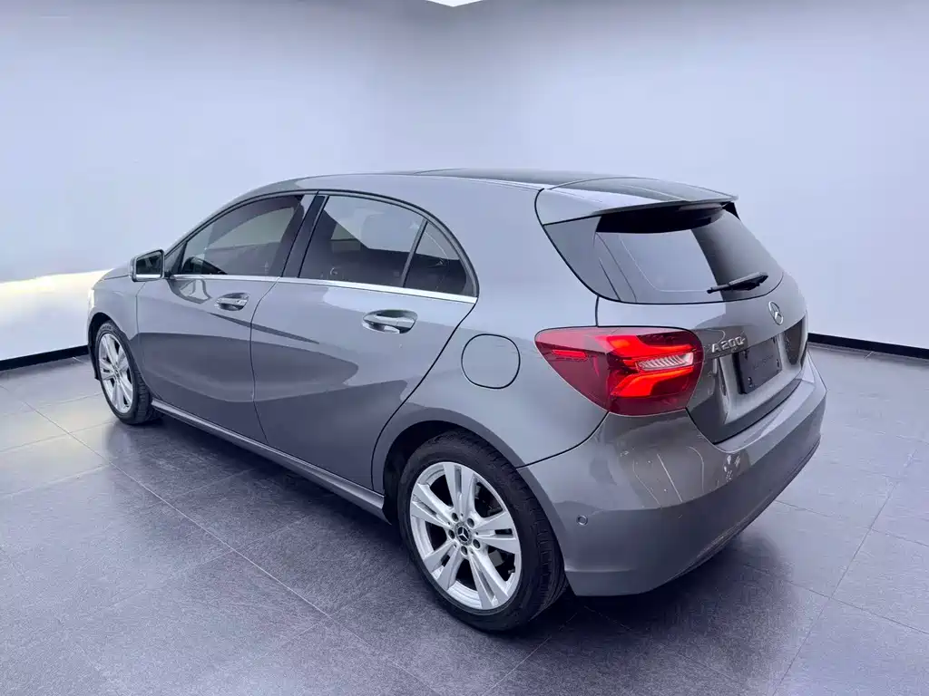 Mercedes-Benz A-Class (Import) — фото 14