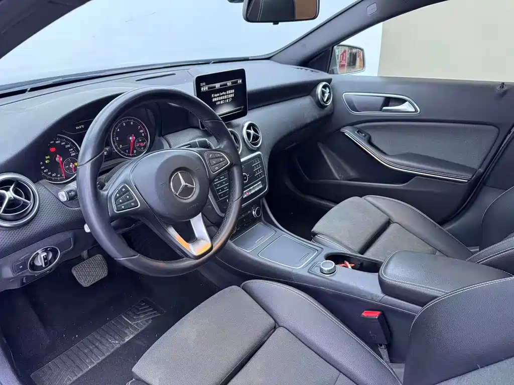 Mercedes-Benz A-Class (Import) — фото 4