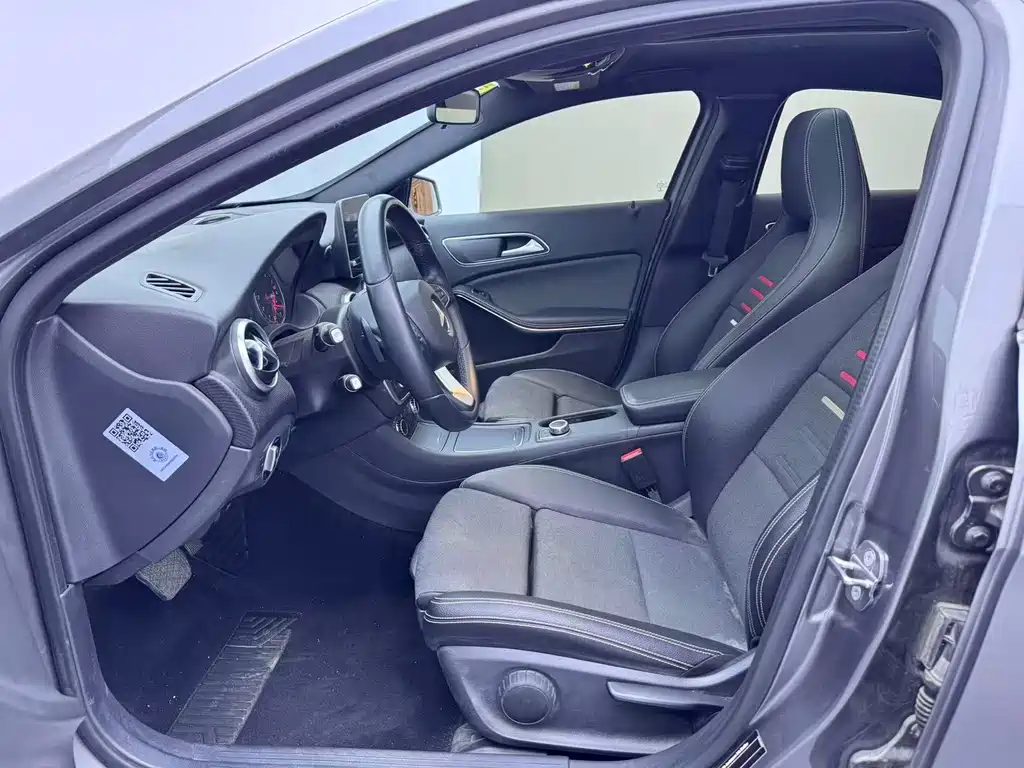 Mercedes-Benz A-Class (Import) — фото 5