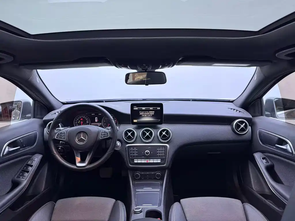 Mercedes-Benz A-Class (Import) — фото 9