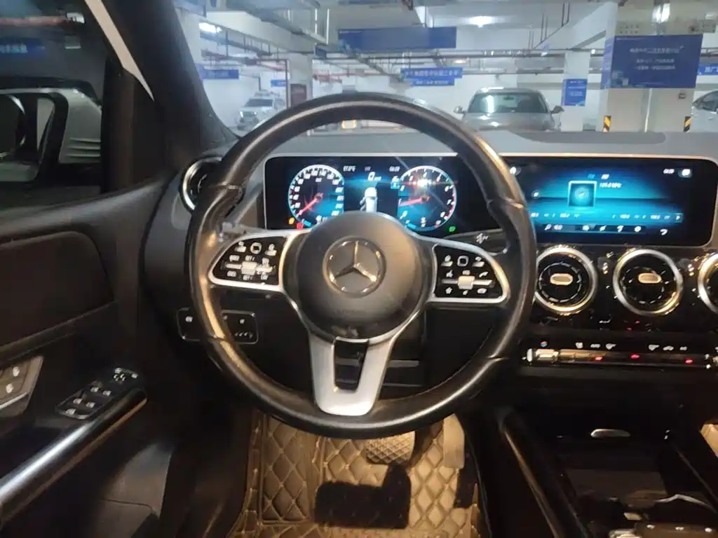 Mercedes-Benz B-Class — фото 15