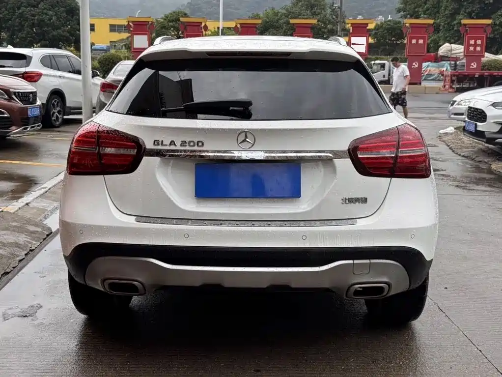 Mercedes-Benz GLA — фото 4