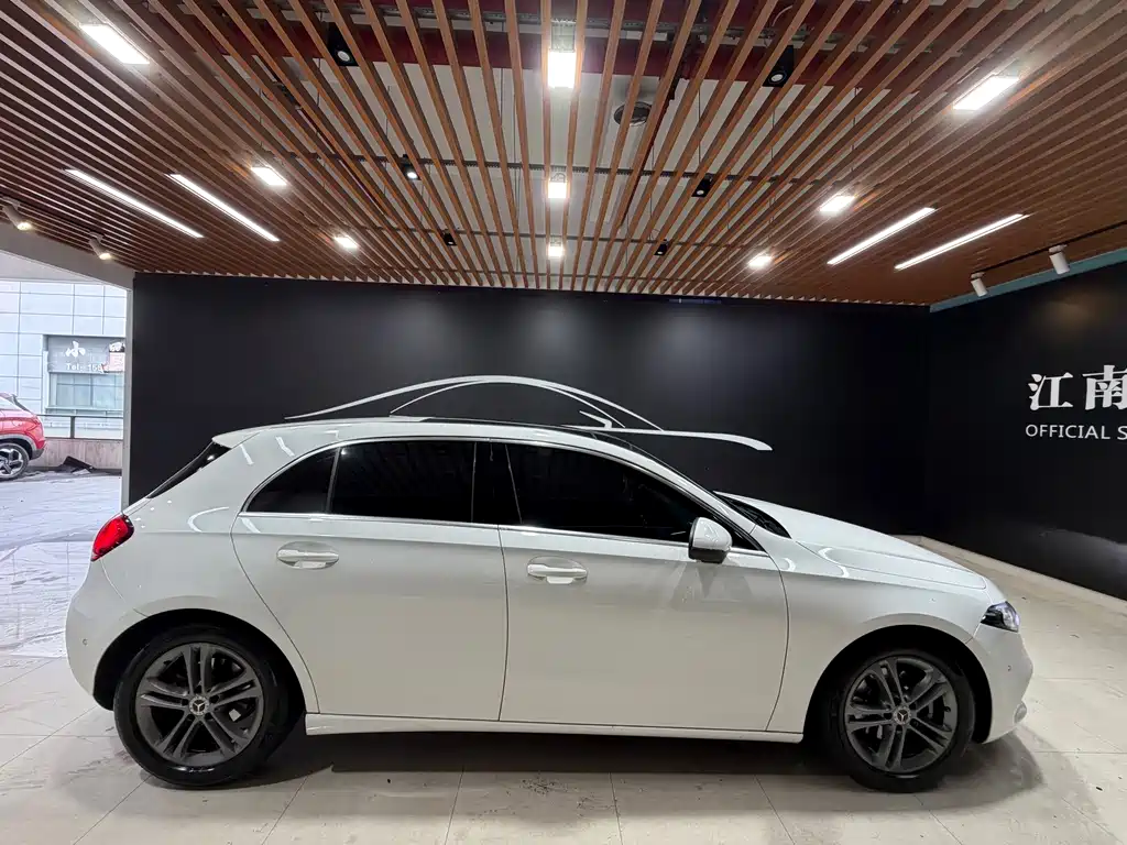 Mercedes-Benz A-Class (Import) — фото 5