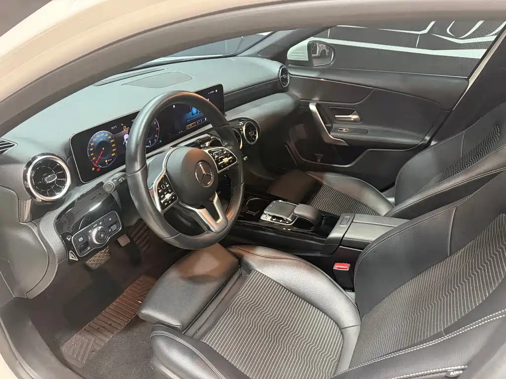 Mercedes-Benz A-Class (Import) — фото 9