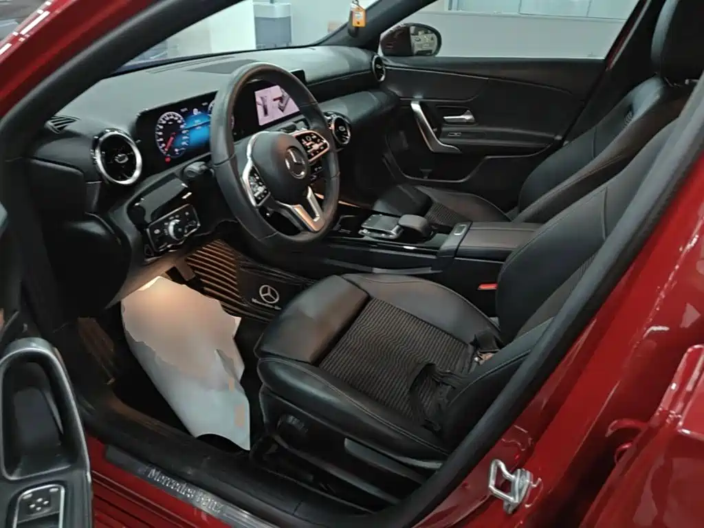 Mercedes-Benz A-Class (Import) — фото 15