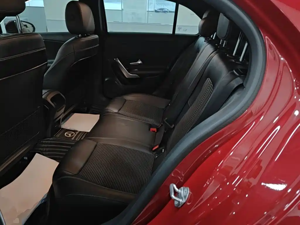 Mercedes-Benz A-Class (Import) — фото 17