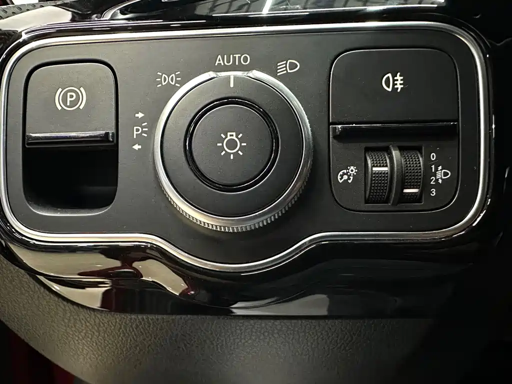 Mercedes-Benz A-Class — фото 17