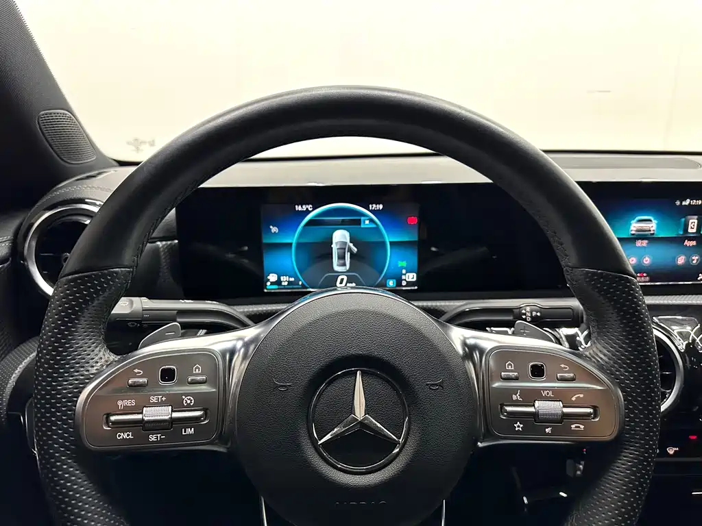 Mercedes-Benz A-Class — фото 19