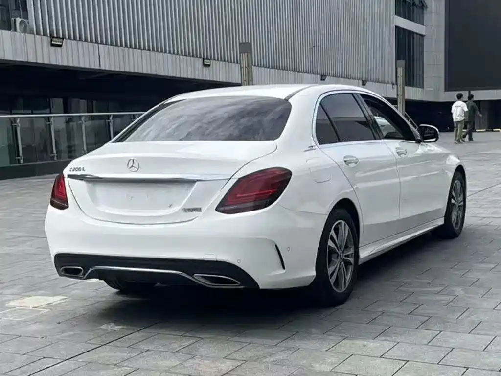 Mercedes-Benz C-Class — фото 14