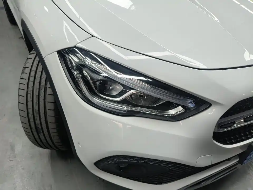 Mercedes-Benz GLA — фото 12