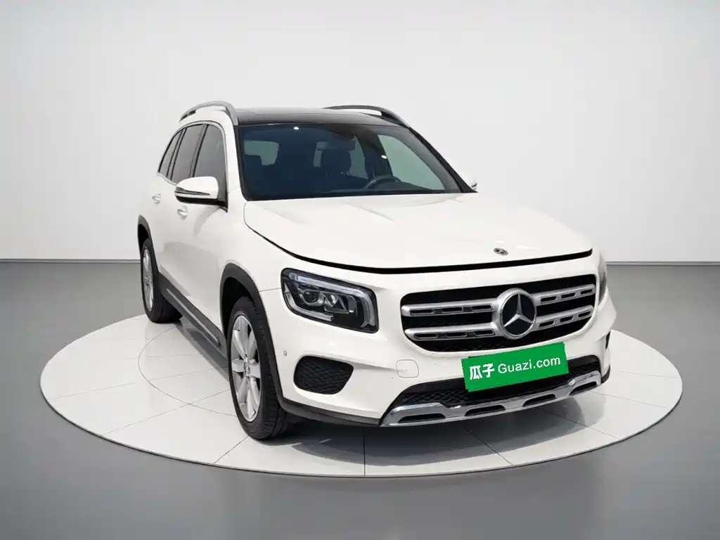 Mercedes-Benz GLB — фото 3