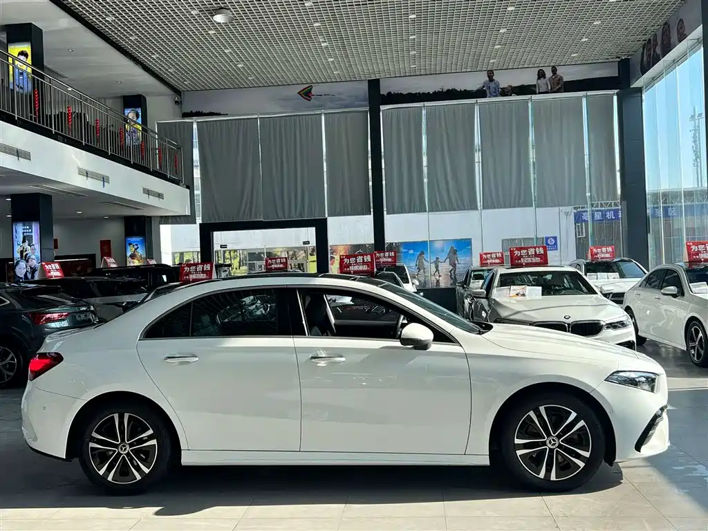 Mercedes-Benz A-Class — фото 4