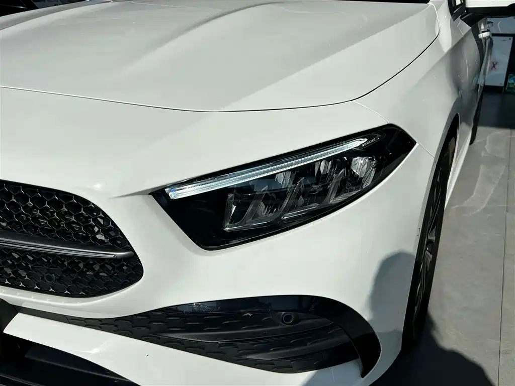 Mercedes-Benz A-Class — фото 9