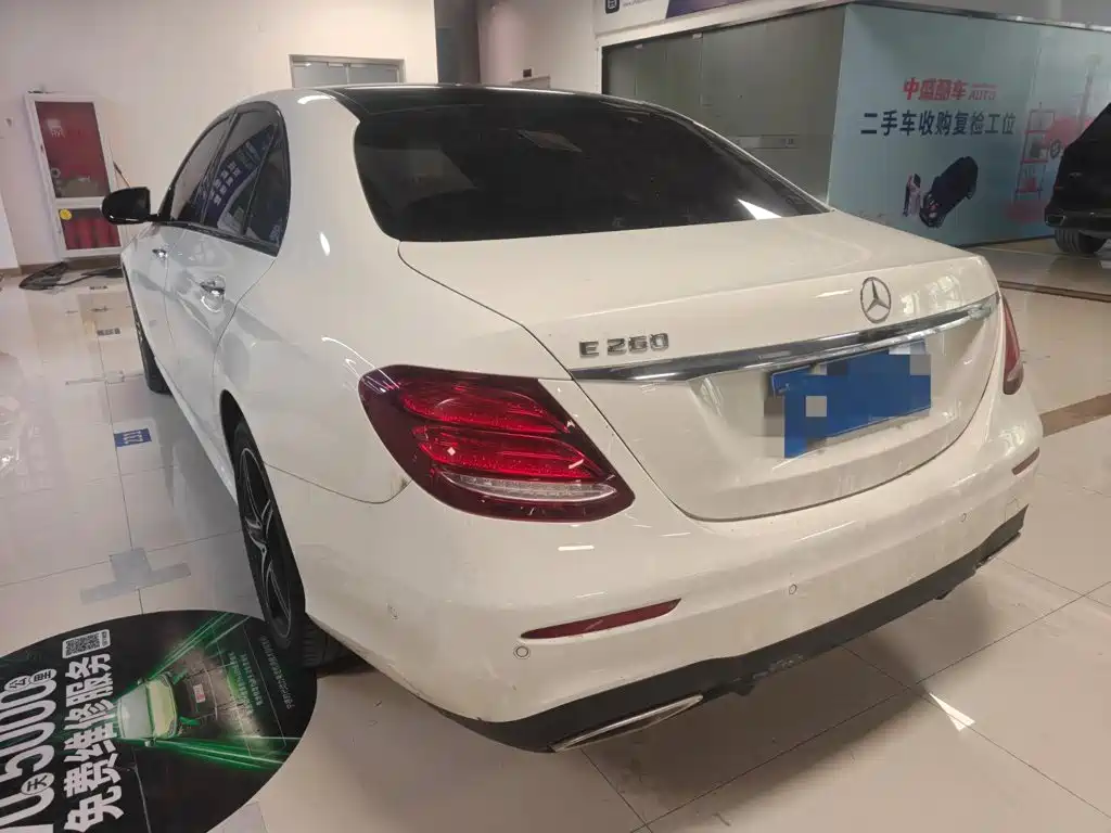 Mercedes-Benz E-Class (Import) — фото 3