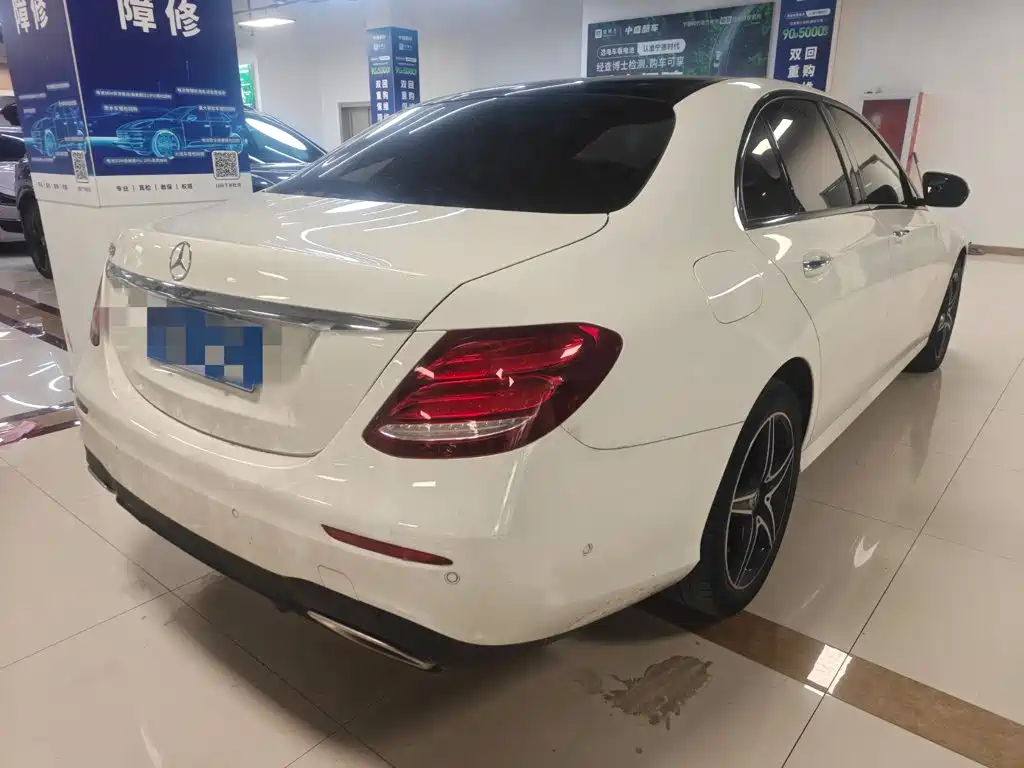 Mercedes-Benz E-Class (Import) — фото 4