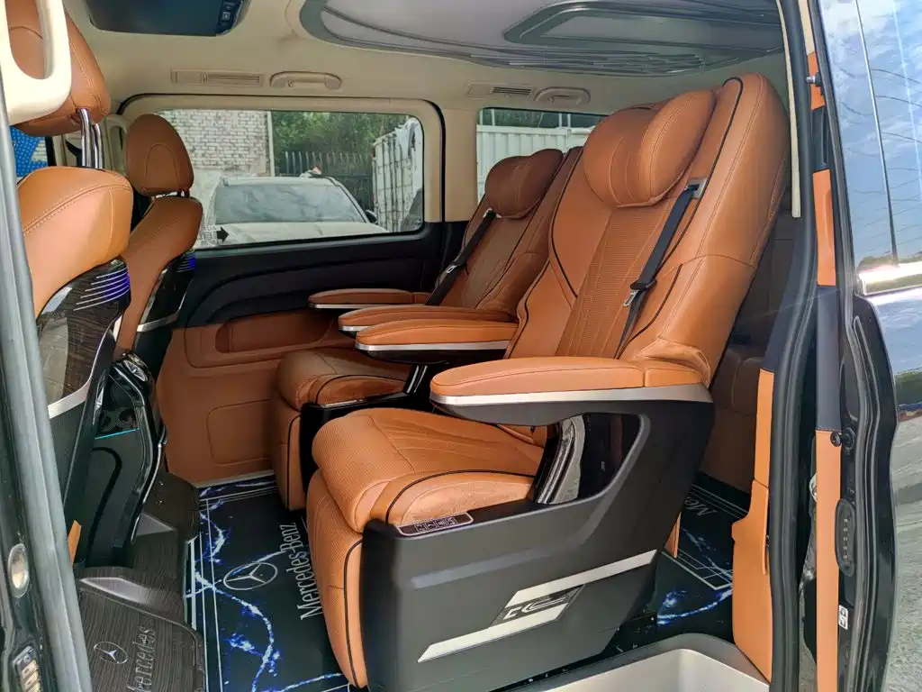 Mercedes-Benz Vito — фото 10