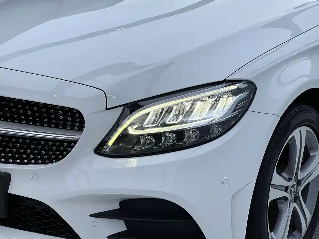 Mercedes-Benz C-Class — фото 10