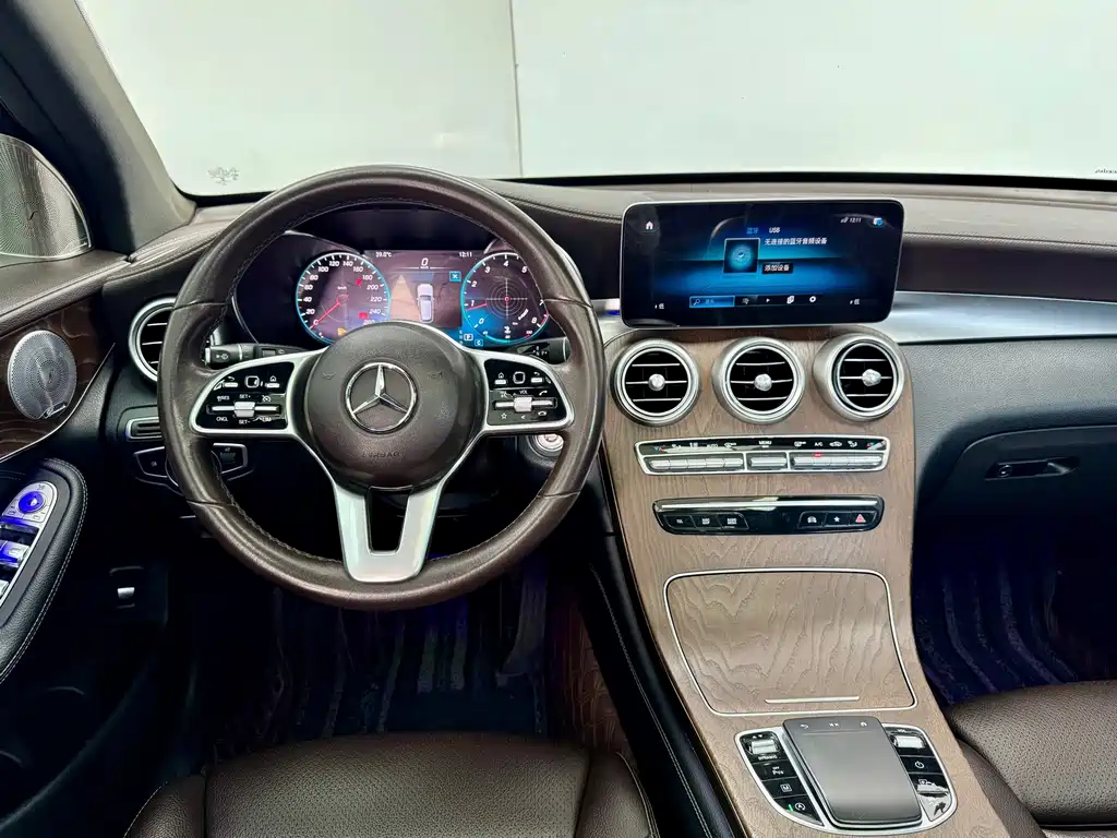 Mercedes-Benz GLC — фото 18