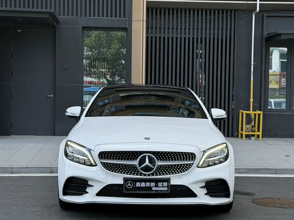 Mercedes-Benz C-Class (Import) — фото 2