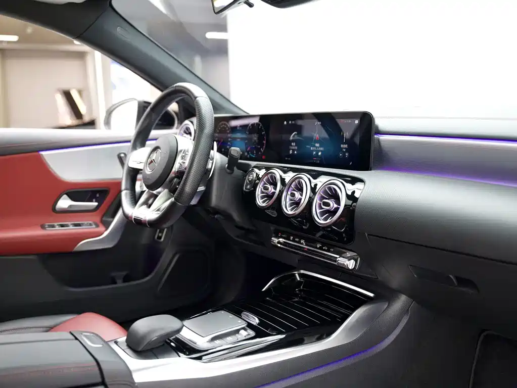 Mercedes-Benz A-Class AMG — фото 5