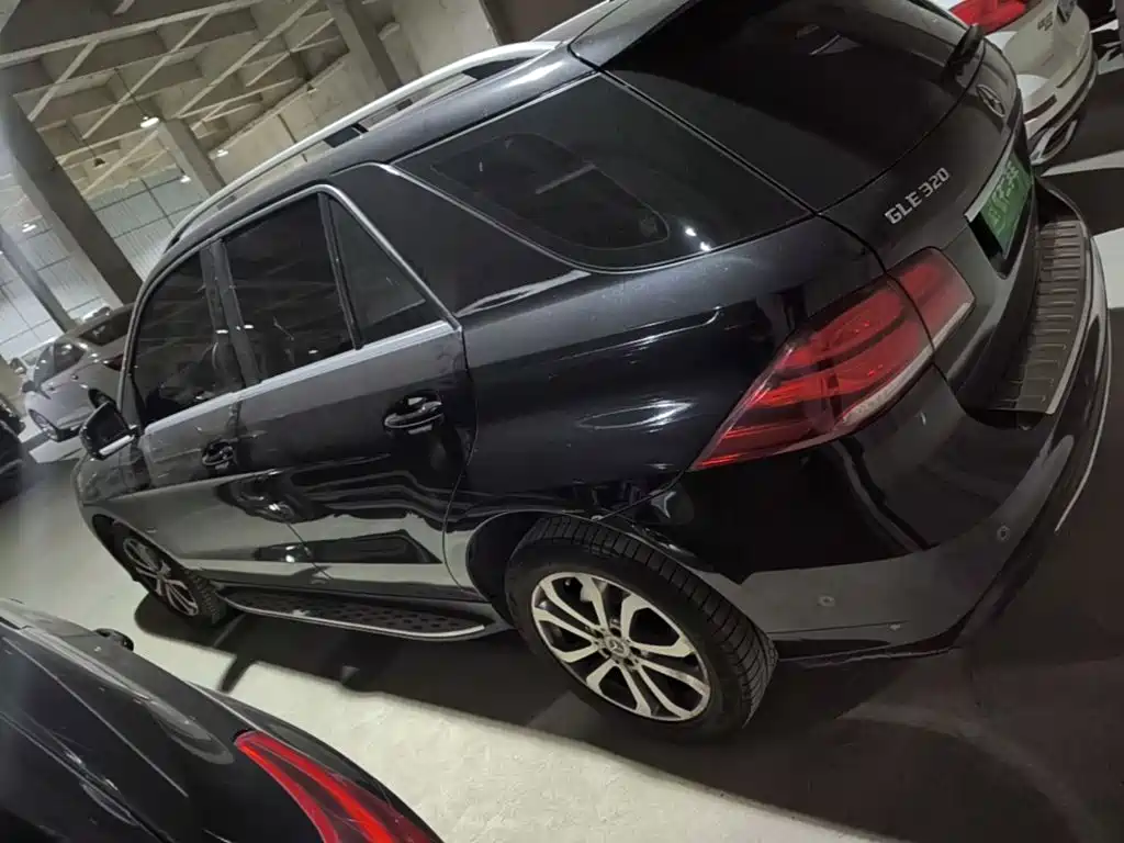 Mercedes-Benz GLE (Import) — фото 4