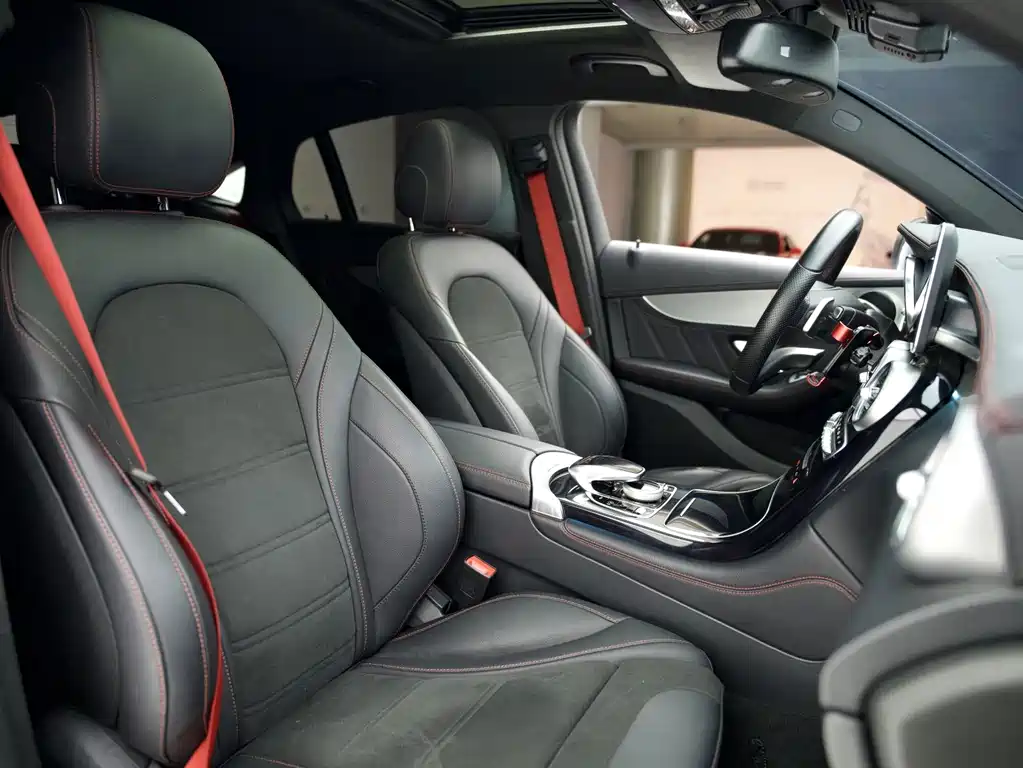 Mercedes-Benz GLC Coupe AMG — фото 11
