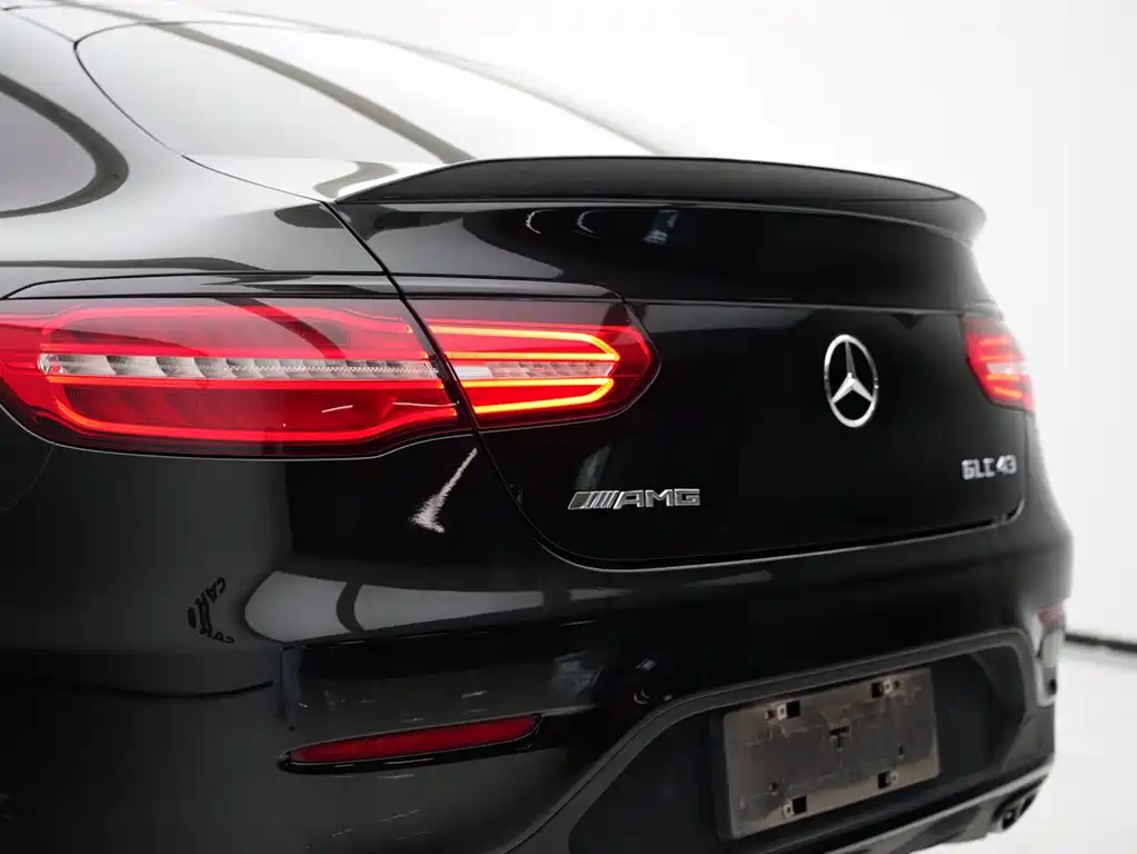 Mercedes-Benz GLC Coupe AMG — фото 19