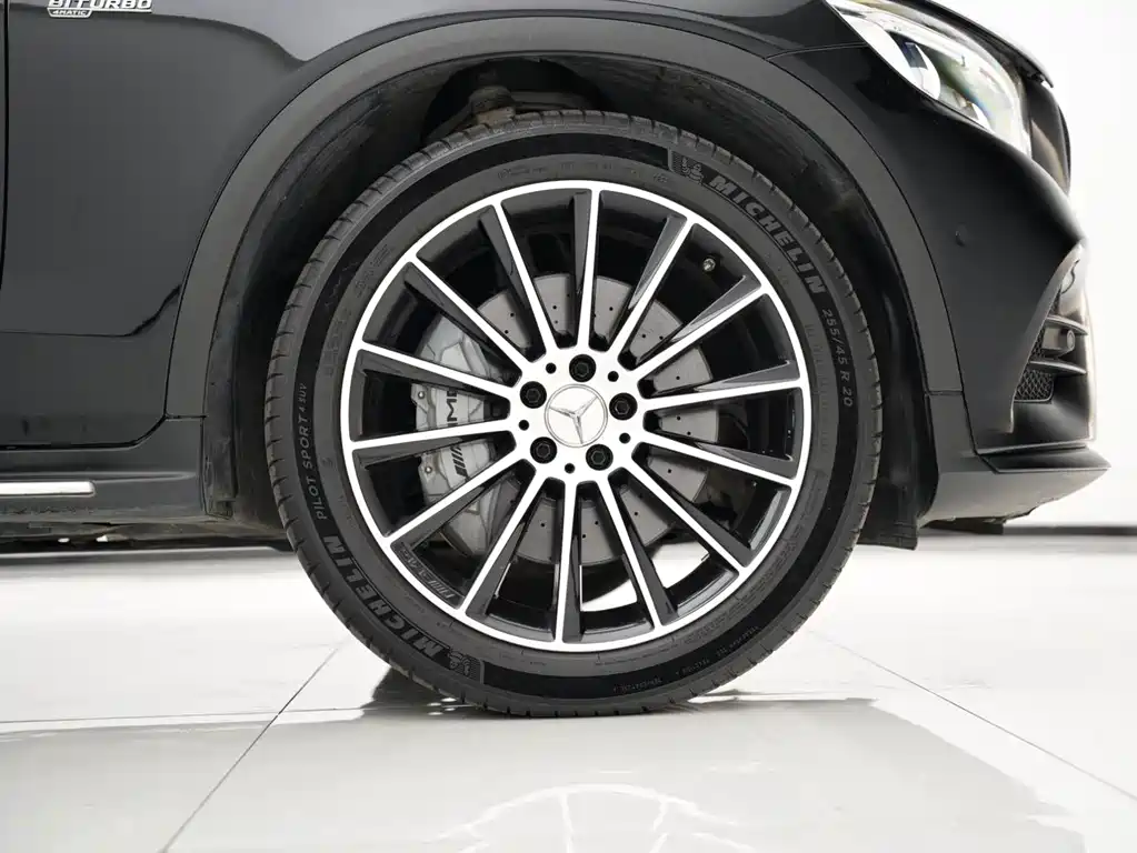 Mercedes-Benz GLC Coupe AMG — фото 23