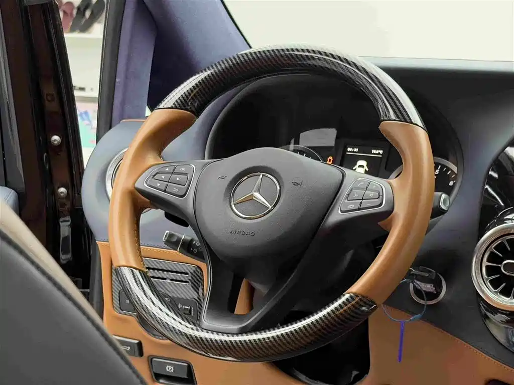 Mercedes-Benz Vito — фото 14