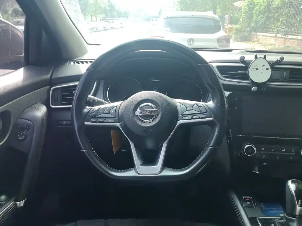Nissan Qashqai — фото 3